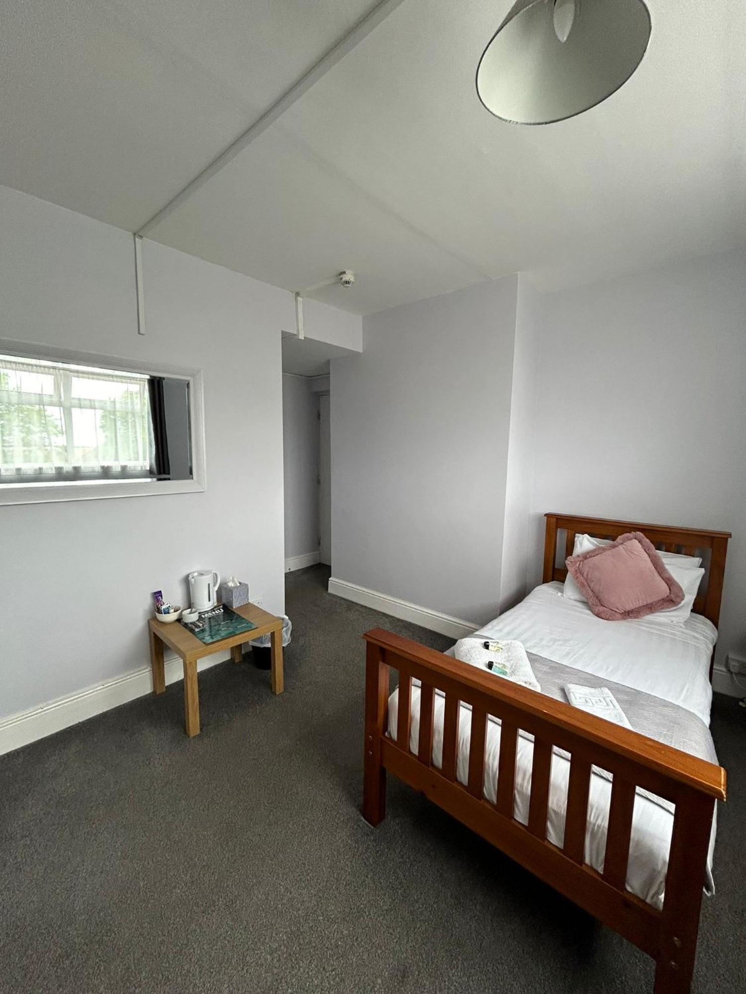 The Wheatley Hotel Doncaster Exteriör bild