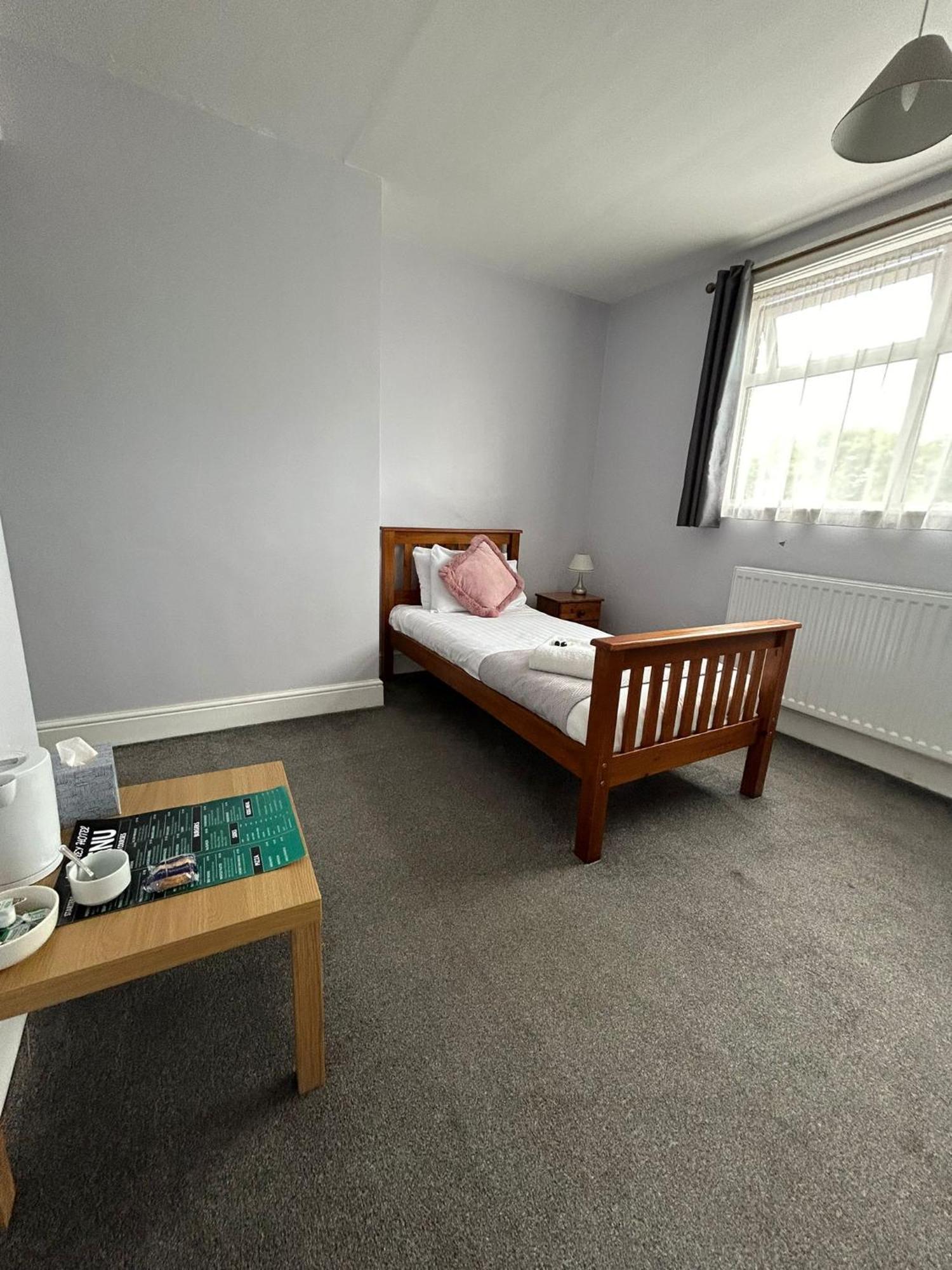 The Wheatley Hotel Doncaster Exteriör bild