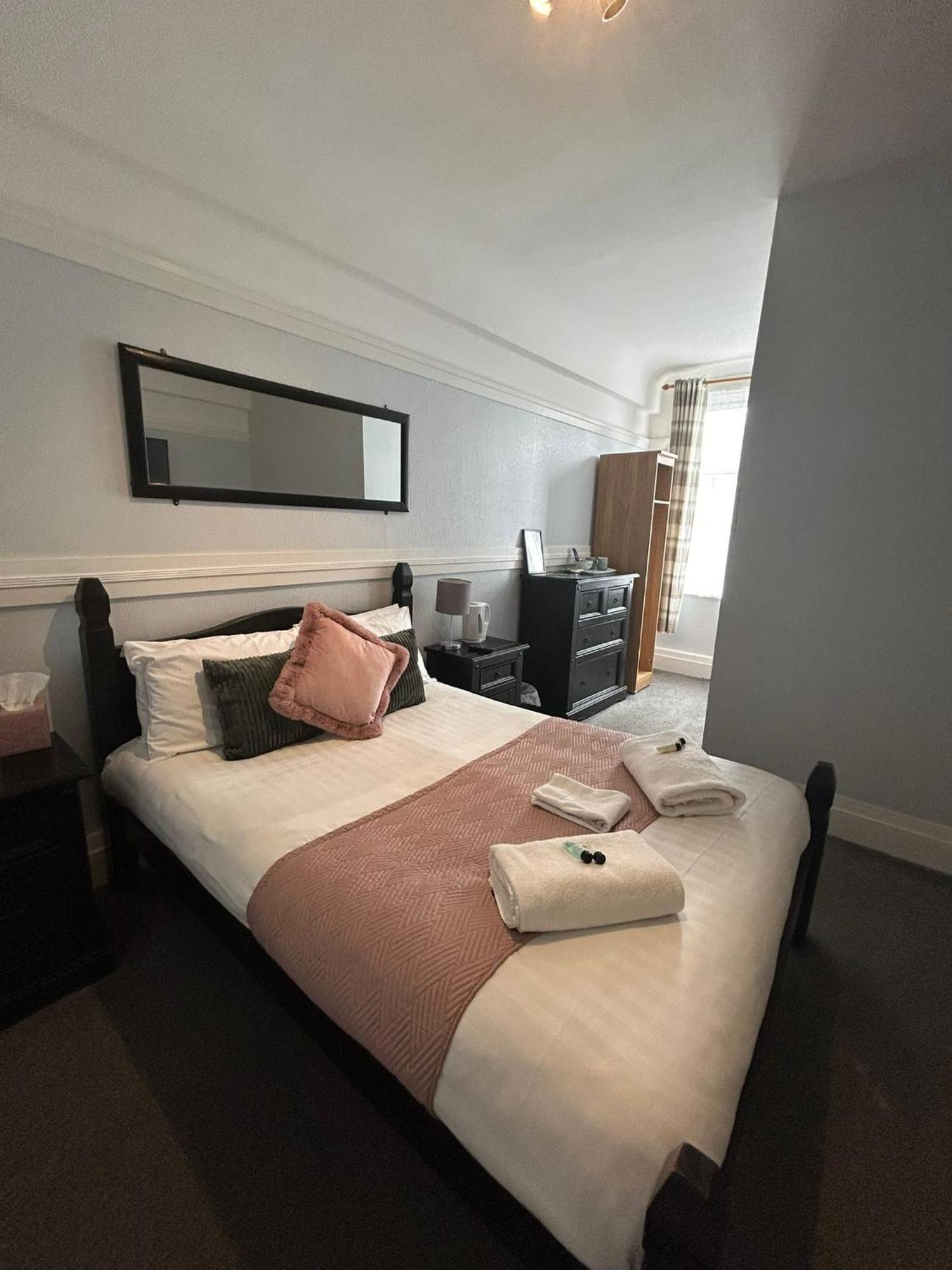 The Wheatley Hotel Doncaster Exteriör bild