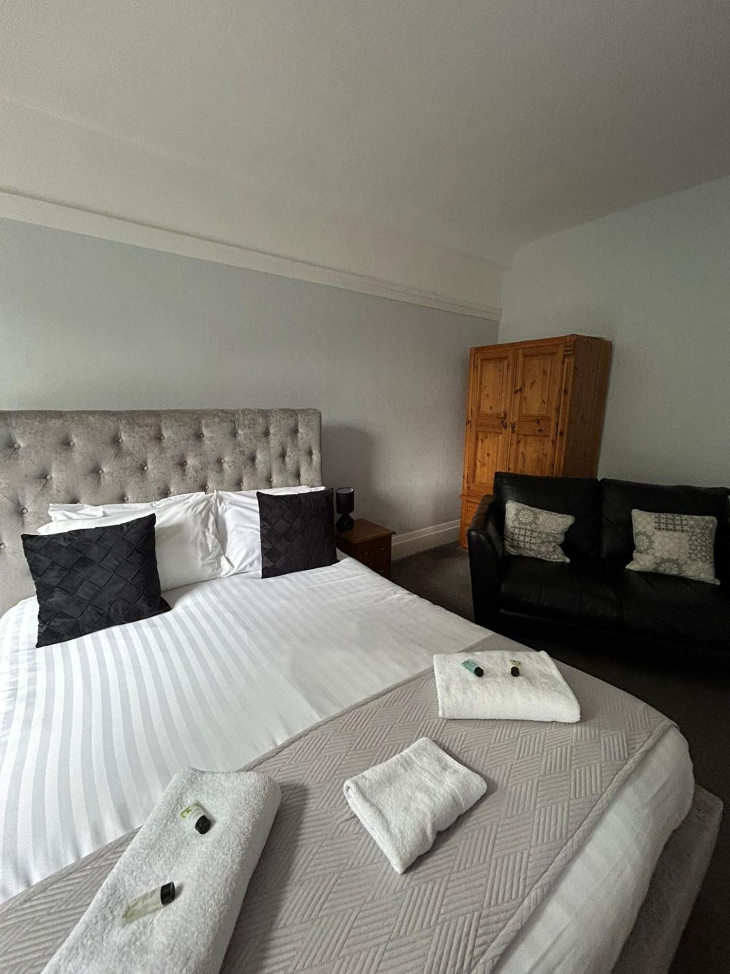 The Wheatley Hotel Doncaster Exteriör bild