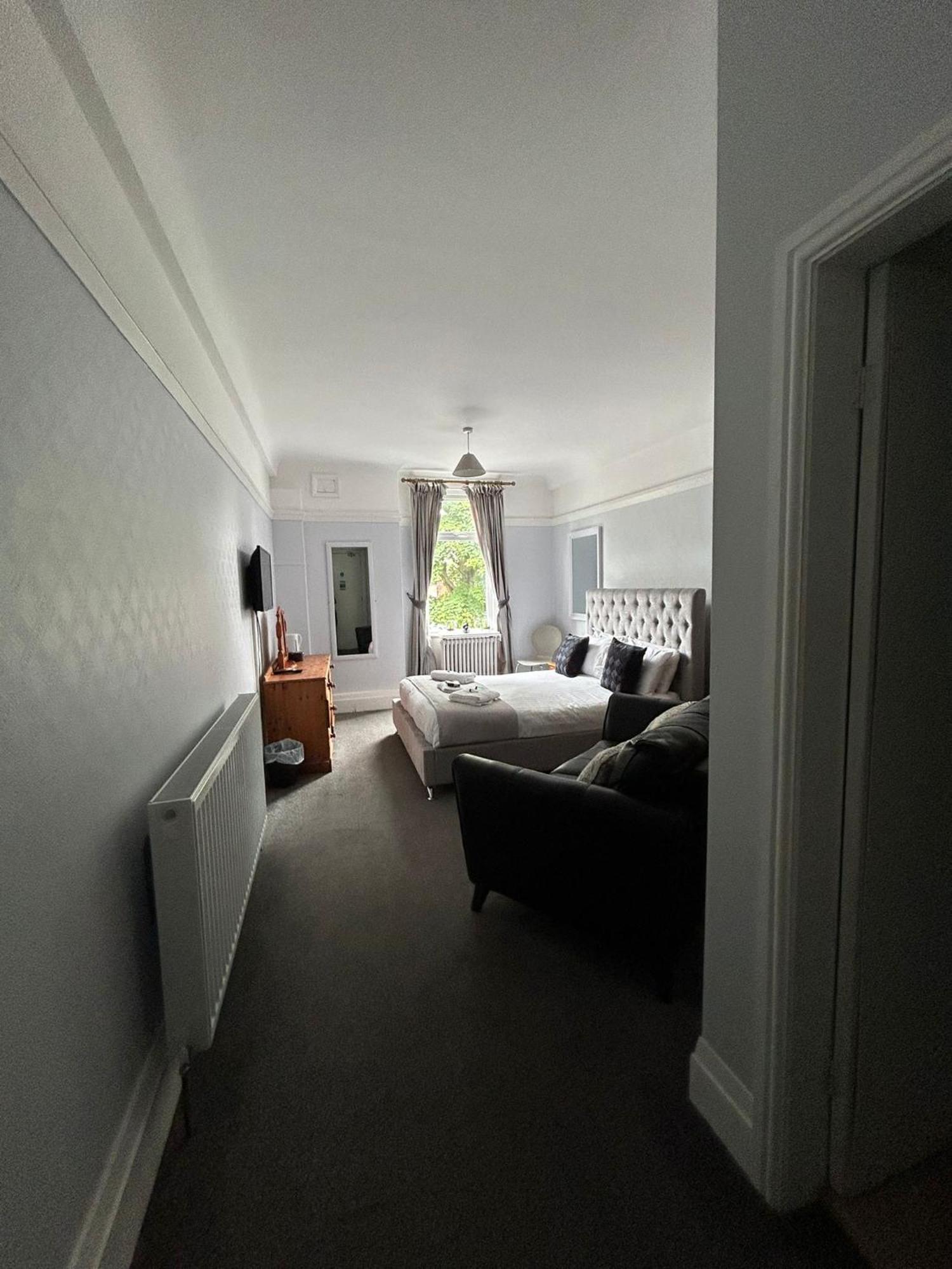 The Wheatley Hotel Doncaster Exteriör bild